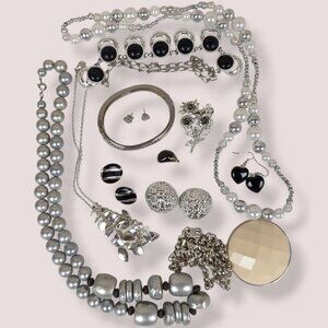 004 - Vintage To Now Jewelry Lot - Silver Dreams